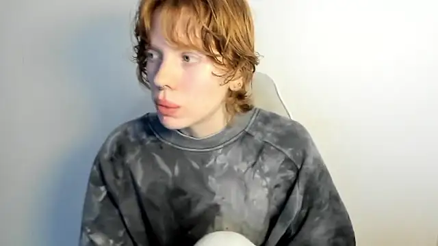 Snapshot of StellaDavis chatting on 01/14/26, 09:57 StellaDavis online show from 01/14/26, 09:57