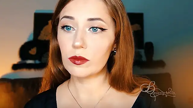 MissBeverlyMills online show from 09/29/25, 12:06