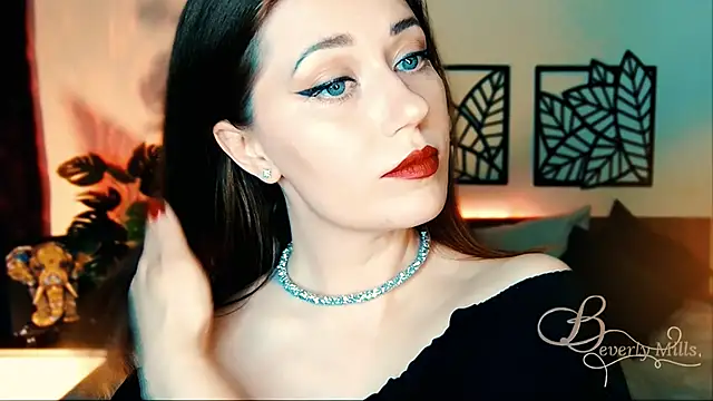 MissBeverlyMills online show from 03/22/25, 04:15