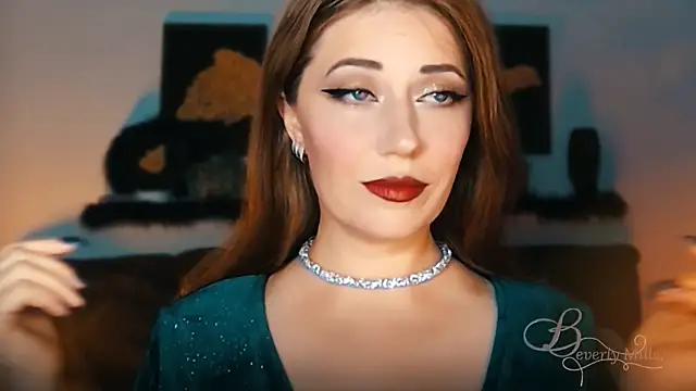 MissBeverlyMills online show from 09/18/25, 08:01