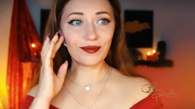 MissBeverlyMills online show from 10/18/25, 02:57