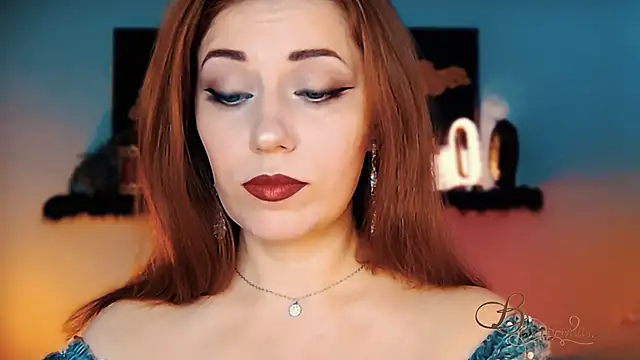 MissBeverlyMills online show from 11/29/25, 06:02