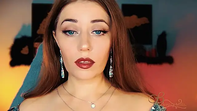 MissBeverlyMills online show from 11/10/25, 02:27