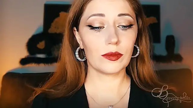 MissBeverlyMills online show from 09/17/25, 07:05