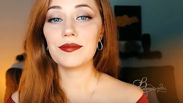 MissBeverlyMills online show from 10/02/25, 02:04