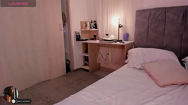 Melina Ferrer1 online show from 02/11/26, 12:05