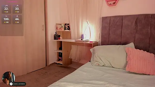 Melina Ferrer1 online show from 02/04/26, 12:33