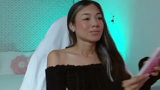 hantonella  online show from 04/06/26, 03:35