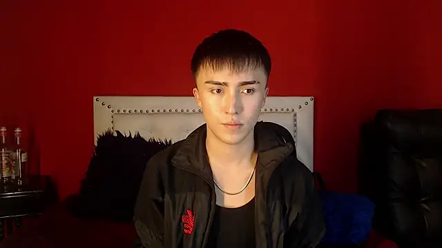 Snapshot of santi-fabulous chatting on 03/05/25, 02:14 santi-fabulous online show from 03/05/25, 02:14