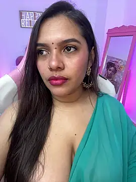 krishaa  online show from 04/17/26, 08:44