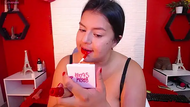 Snapshot of _poison_sweet chatting on 02/11/26, 06:08 poison sweet online show from 02/11/26, 06:08