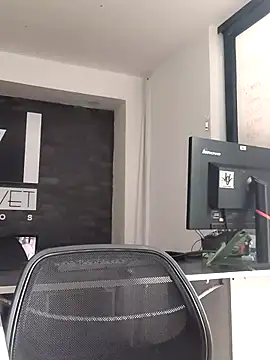  poison sweet online show from 03/24/26, 06:30