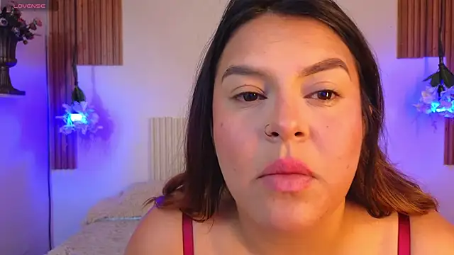 Snapshot of _poison_sweet chatting on 02/26/26, 04:51 poison sweet online show from 02/26/26, 04:51