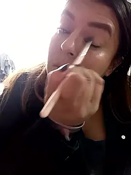 Snapshot of _poison_sweet chatting on 01/15/26, 06:11 poison sweet online show from 01/15/26, 06:11