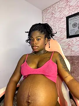 Snapshot of Tamara_Lubezkii chatting on 09/27/25, 04:24 Tamara Lubezkii online show from 09/27/25, 04:24