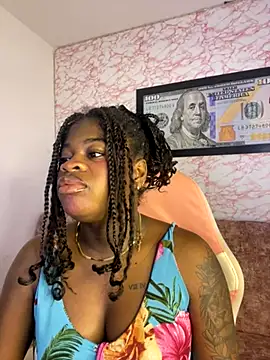 Snapshot of Tamara_Lubezkii chatting on 09/28/25, 04:47 Tamara Lubezkii online show from 09/28/25, 04:47