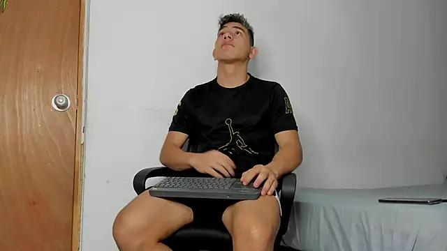 andrew rose  online show from 01/09/26, 06:59