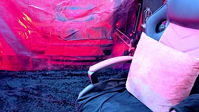 True Bdsm online show from 02/11/26, 07:47