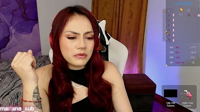 Snapshot of mariana_sub_ chatting on 09/17/25, 08:00 mariana sub online show from 09/17/25, 08:00
