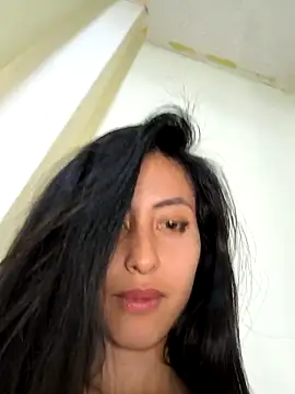 Snapshot of Anahi_cake chatting on 03/11/25, 04:40 Anahi cake online show from 03/11/25, 04:40