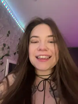 Snapshot of Vikki_toriya chatting on 02/27/25, 09:04 Vikki toriya online show from 02/27/25, 09:04