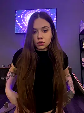 Snapshot of Vikki_toriya chatting on 11/12/25, 12:26 Vikki toriya online show from 11/12/25, 12:26