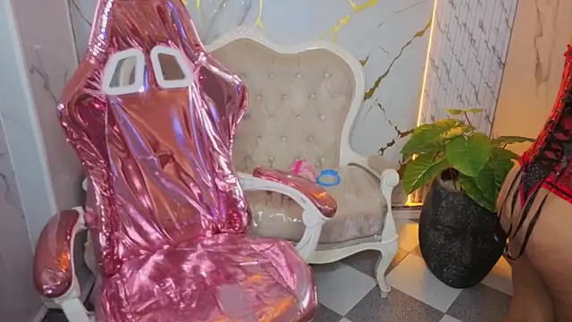 victoria castillo b online show from 03/20/26, 07:48