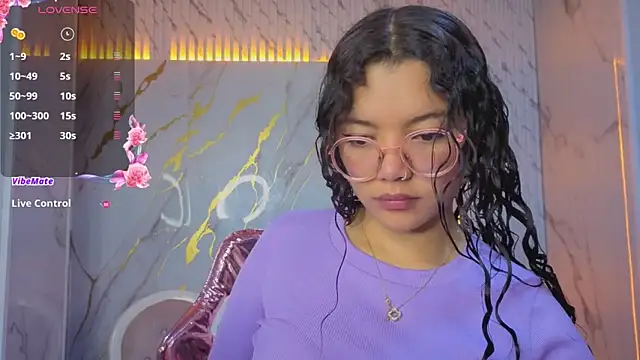 victoria castillo b online show from 03/21/26, 12:31