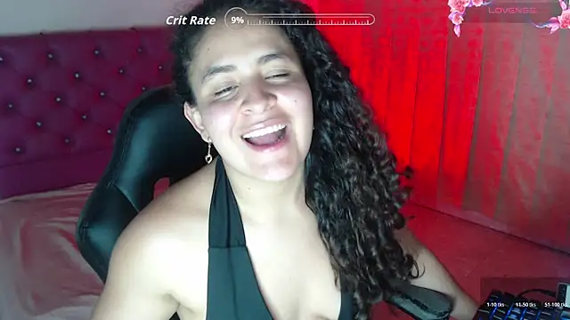 Snapshot of diana_fitass chatting on 11/26/25, 02:33 diana fitass online show from 11/26/25, 02:33