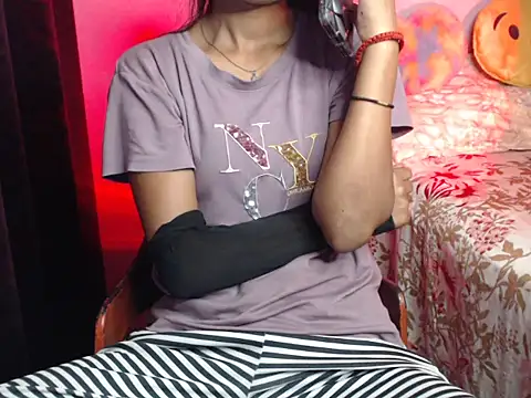 Snapshot of Angel_kiyara chatting on 05/19/26, 07:15 Angel kiyara online show from 05/19/26, 07:15