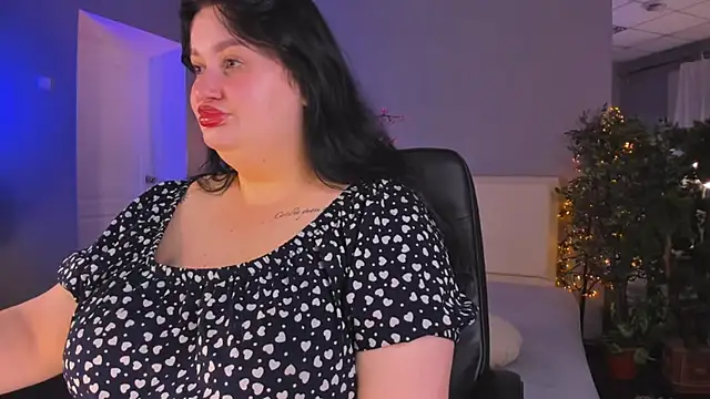 MonaSteele online show from 05/15/26, 05:27