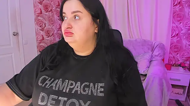 MonaSteele online show from 09/21/25, 05:23