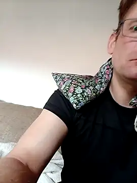 MArciQuarky online show from 02/15/25, 01:05