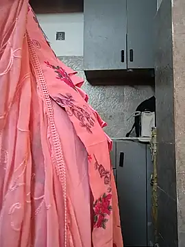 Snapshot of Sarita_7 chatting on 01/29/25, 04:05 Sarita 7 online show from 01/29/25, 04:05