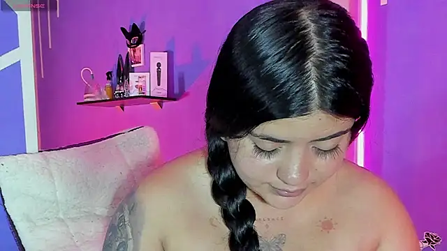Alexa Espinoza online show from 02/19/25, 05:38