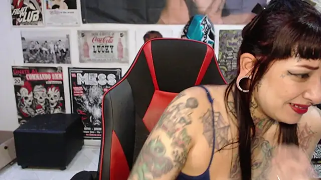 Rollyderolandia666 online show from 04/13/26, 09:41