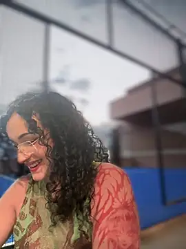 Electra doll  online show from 03/06/26, 11:22