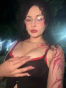 Electra doll  online show from 05/29/26, 12:49