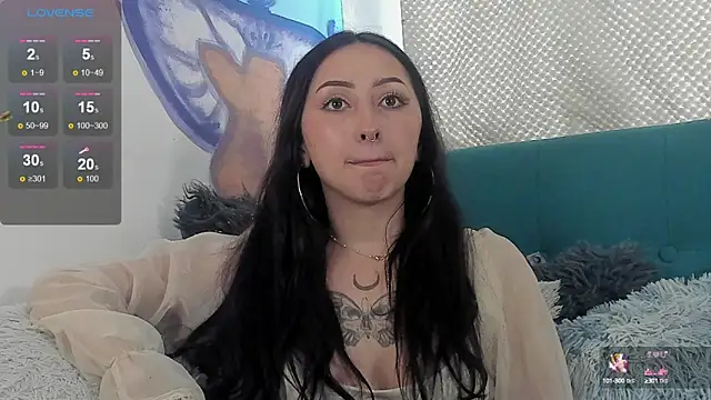 v1cky  online show from 01/10/25, 09:42