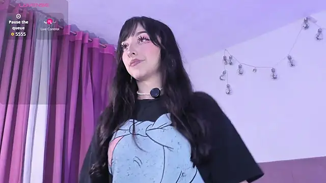 v1cky  online show from 11/19/25, 12:21