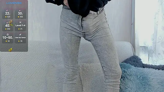 v1cky  online show from 02/21/25, 09:54