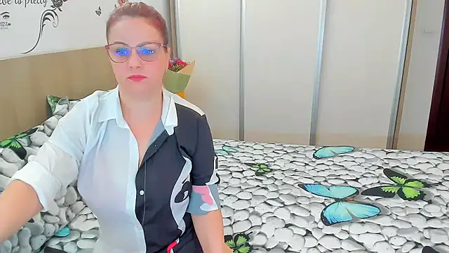 Adelamilfsex online show from 03/10/26, 06:12