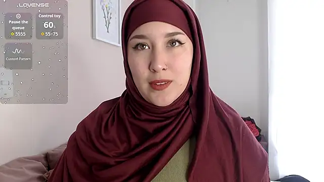 Snapshot of Dalila_bashar chatting on 10/03/25, 02:18 Dalila bashar online show from 10/03/25, 02:18