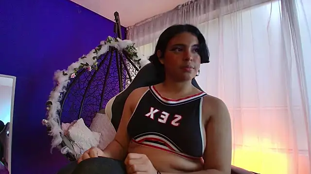 Emmapark  online show from 02/05/26, 08:48