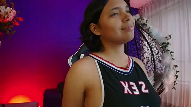 Emmapark  online show from 03/30/26, 06:42