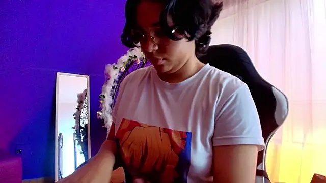 Emmapark  online show from 02/03/26, 06:46