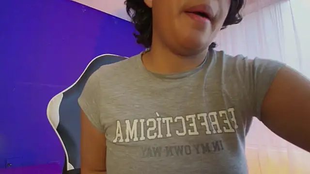 Emmapark  online show from 02/19/26, 06:38