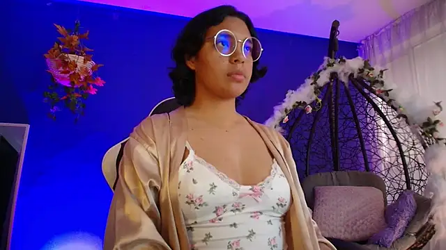 Emmapark  online show from 04/10/26, 06:37