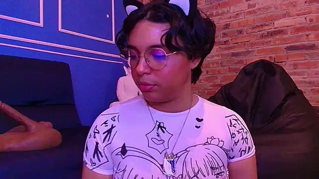 Emmapark  online show from 11/27/25, 07:14