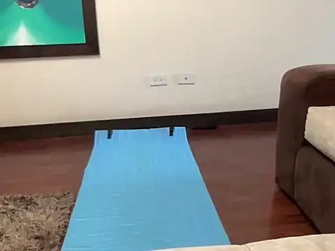 littlelatinhunter online show from 10/25/25, 11:31